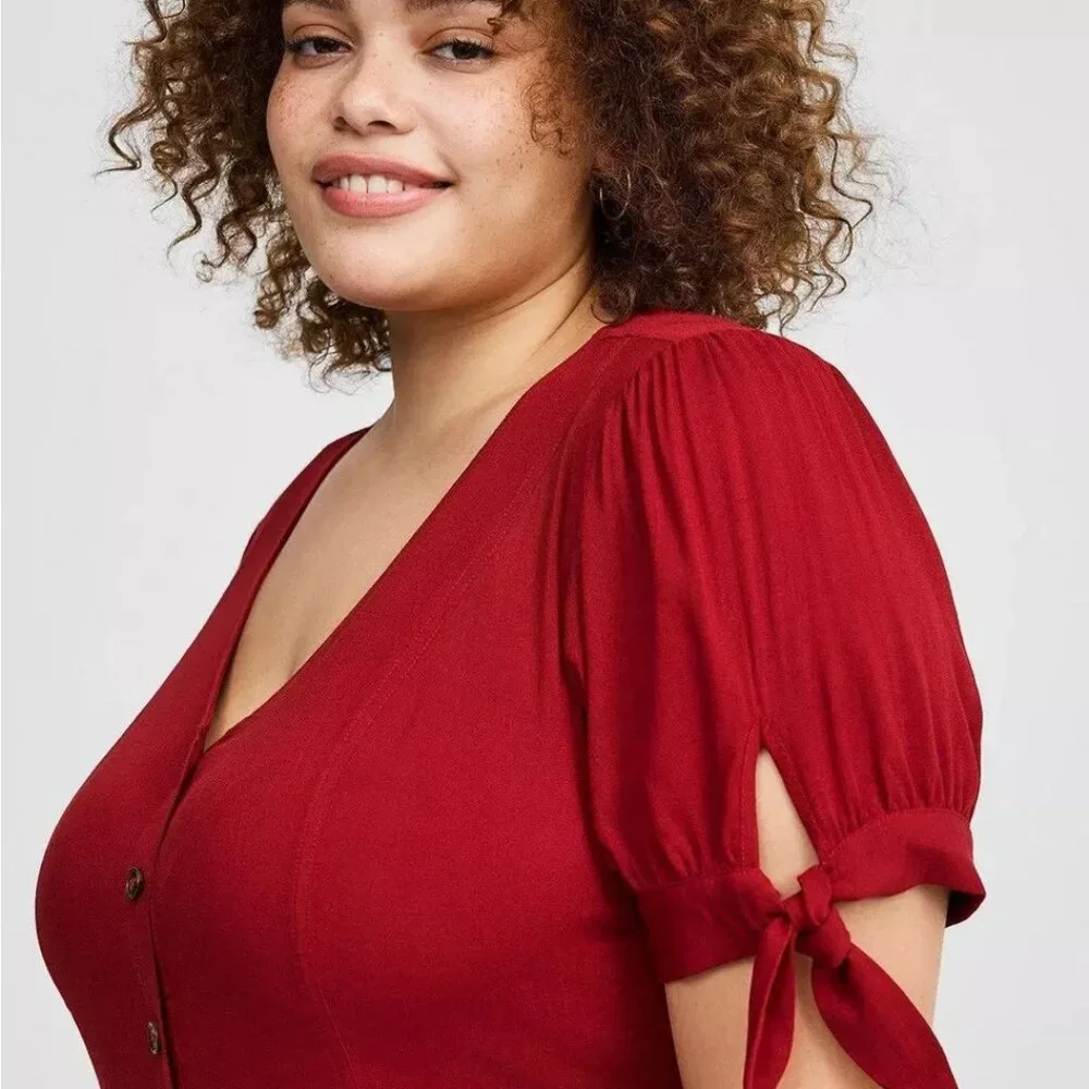 NWT Torrid Red Flowy Fit & Flare Tie Sleeve V-Neck Button Up Blouse Sz 1X - Picture 4 of 6